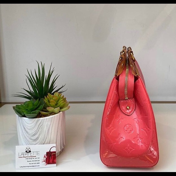 Authentic Louis Vuitton Brea MM - Rose Litchi - Picture 2 of 6